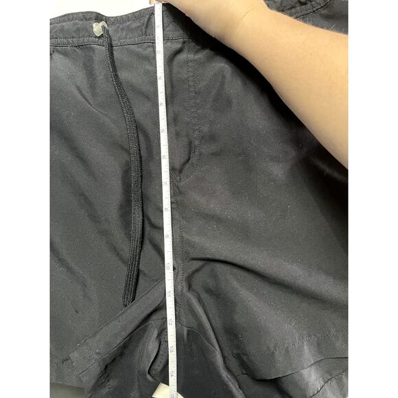 Body Glove Swim Shorts in Size XL in Black with Draw String Waist - Picture 6 of 9